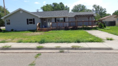 282 N. Iowa Avenue Guernsey WY
